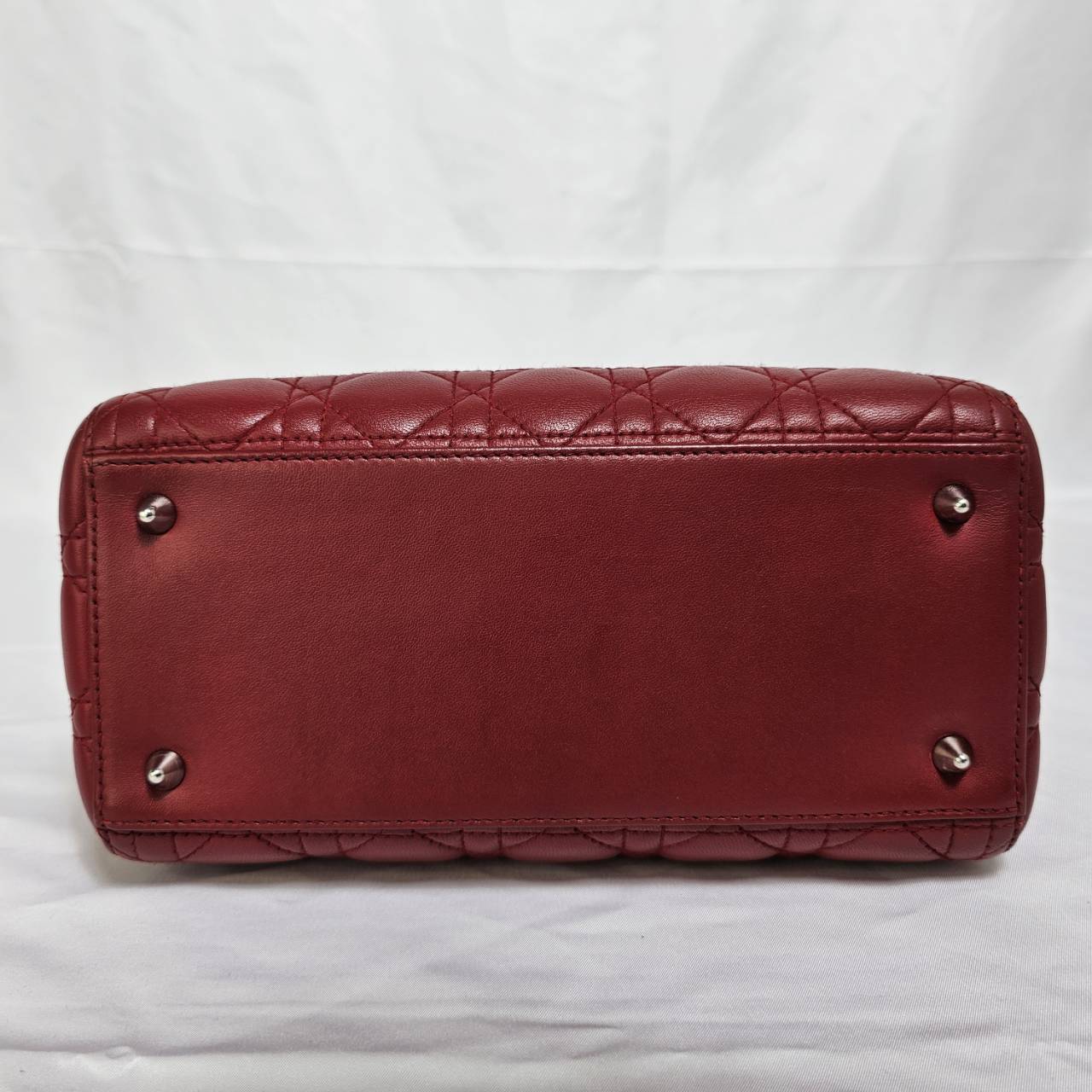 CHRISTIAN DIOR（クリスチャン ディオール）レディーディオール  ２WAYハンドバック ゴールド金具  レッド スト付き