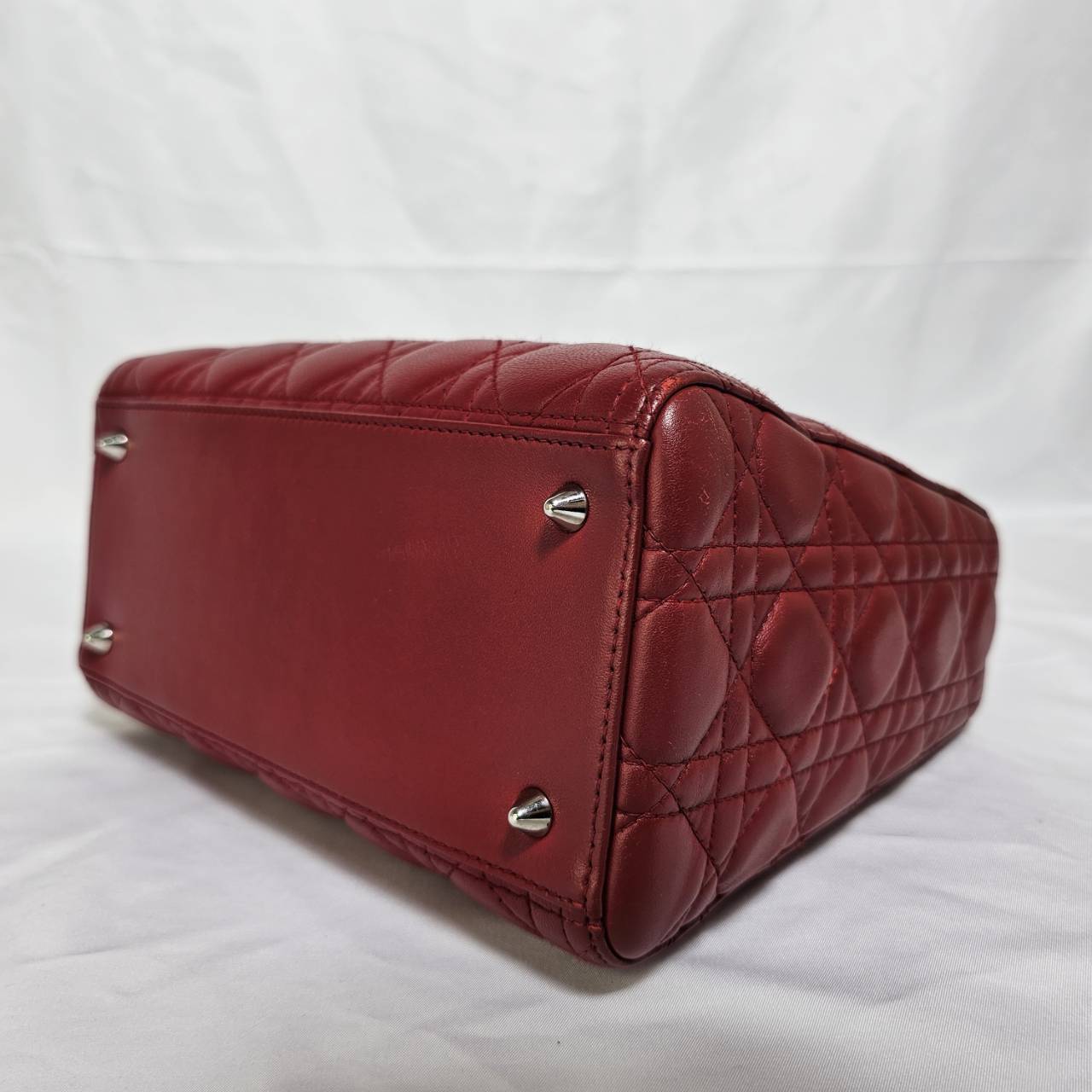 CHRISTIAN DIOR（クリスチャン ディオール）レディーディオール  ２WAYハンドバック ゴールド金具  レッド スト付き