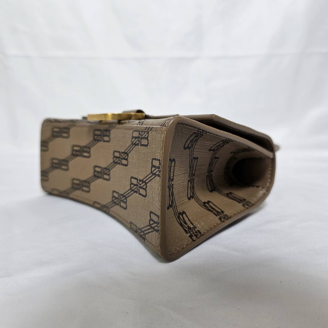 BALENCIAGA(バレンシアガ） アワーグラス スモールBB モノグラム カーフ ハンドバック ストラップ付