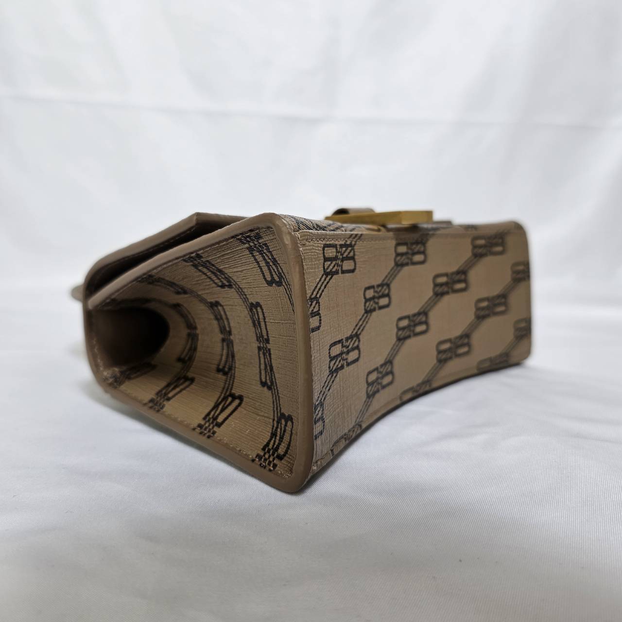 BALENCIAGA(バレンシアガ） アワーグラス スモールBB モノグラム カーフ ハンドバック ストラップ付