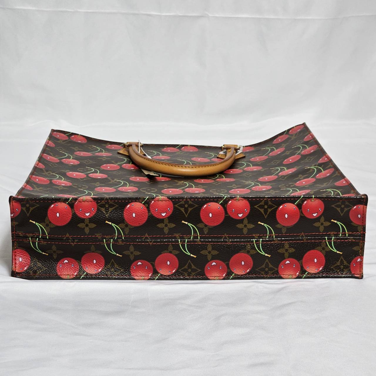 Louis Vuitton（ルイヴィトン）モノグラム 村上隆 チェリーサックプラ