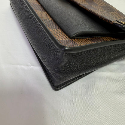 Louis Vuitton（ルイヴィトン） ダミエ キャンバス ポルトフォイユ ・ヴァヴァン チェーンウォレット