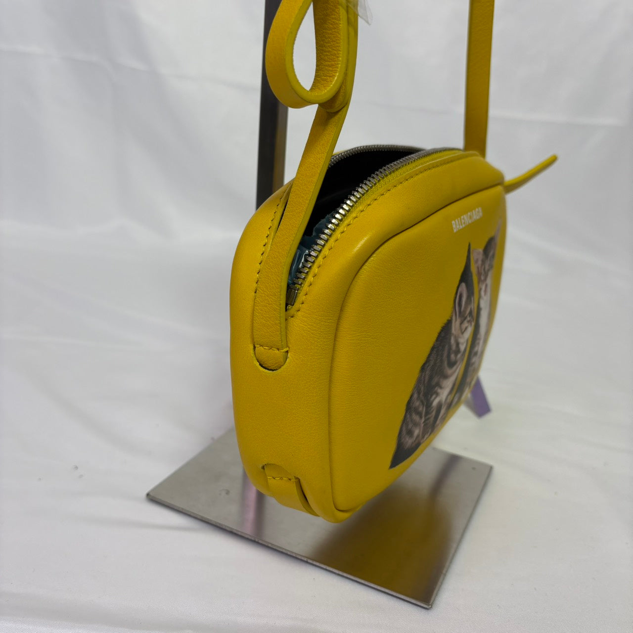 BALENCIAGA(バレンシアガ）イエロー エブリディ カメラバックXS