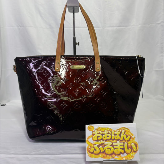 Louis Vuitton（ルイヴィトン）ベルヴェーGM レッド ハンドバック